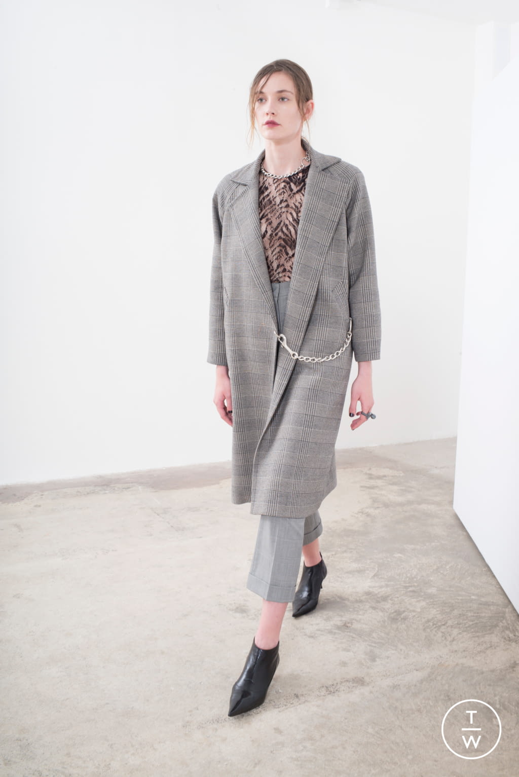 Fashion Week Paris Fall/Winter 2016 look 11 from the Sharon Wauchob collection 女装